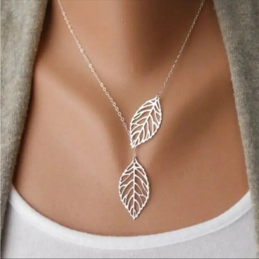 Silver Double Leaf Lariat Necklace - Picture 1 of 1